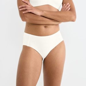 Sloggi Zero Feel Pure Hipster Silk White 00Gz